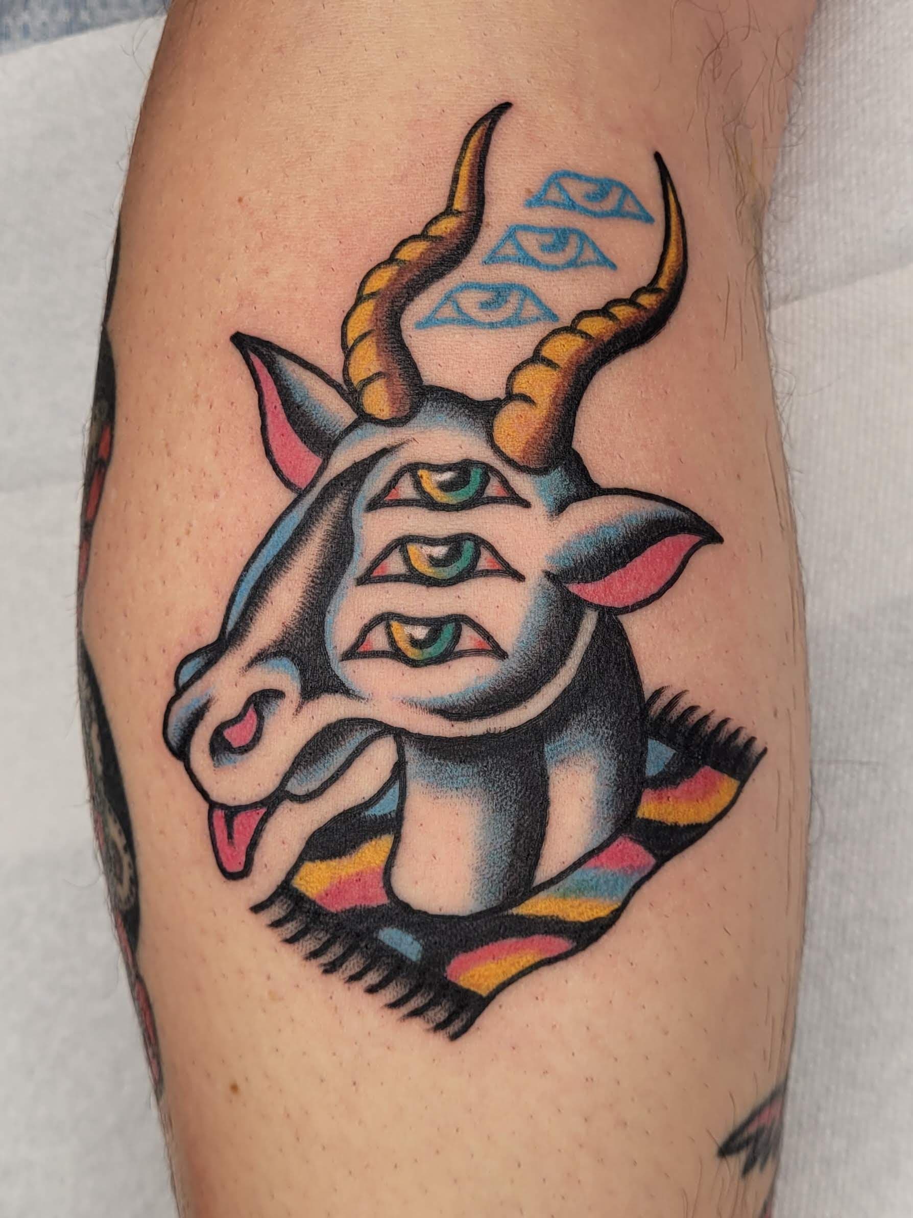 Sheep tattoo trad montreal