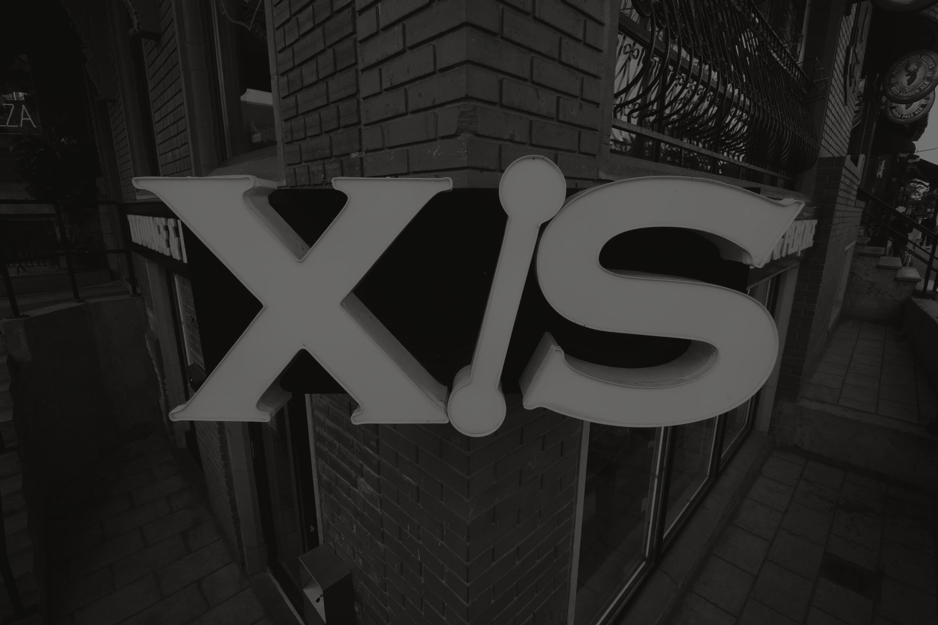 X/S Tattoos and Piercings