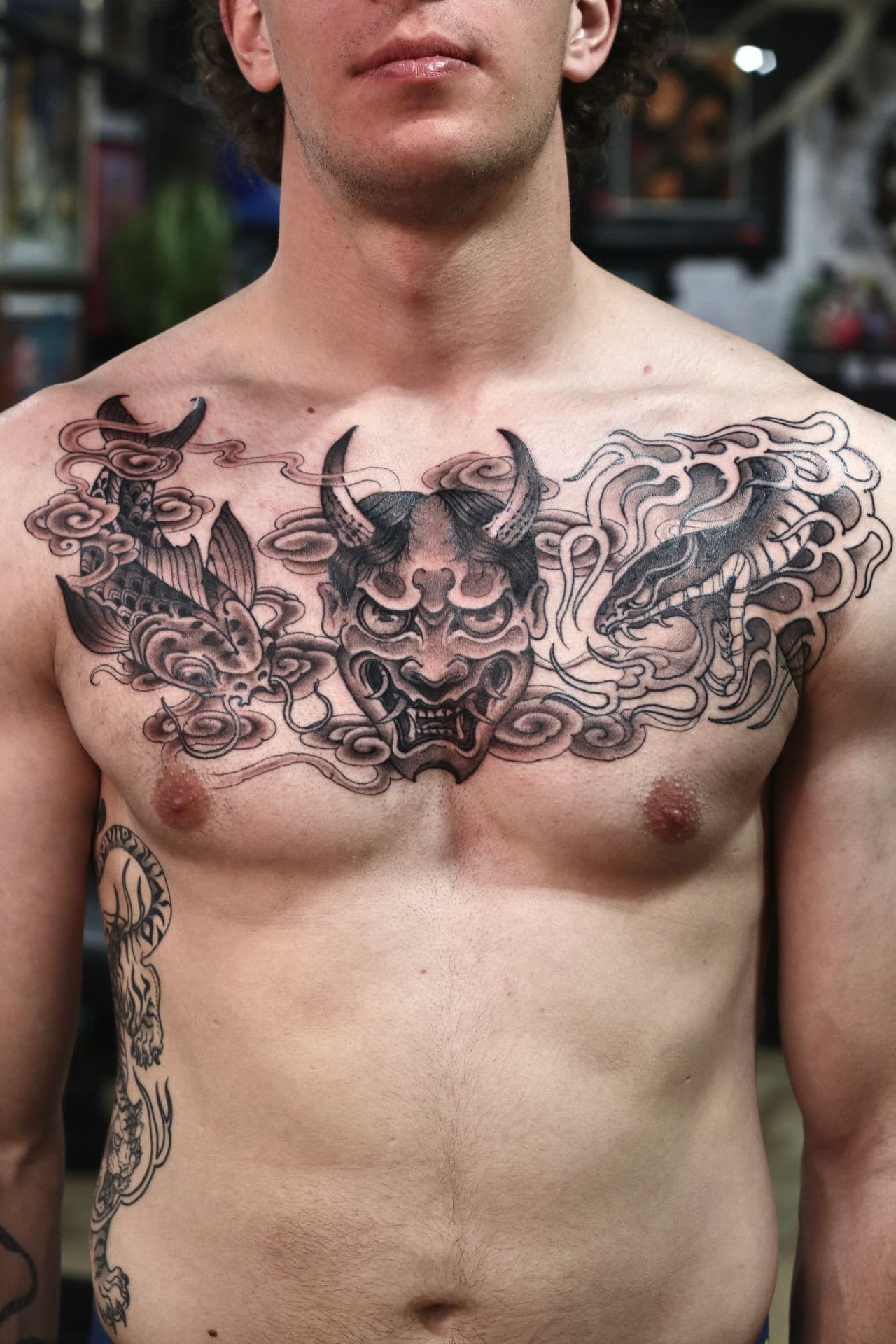 Tatouage présenté dans le portfolio de CHECHO — Death Proof Tattoo and Barber