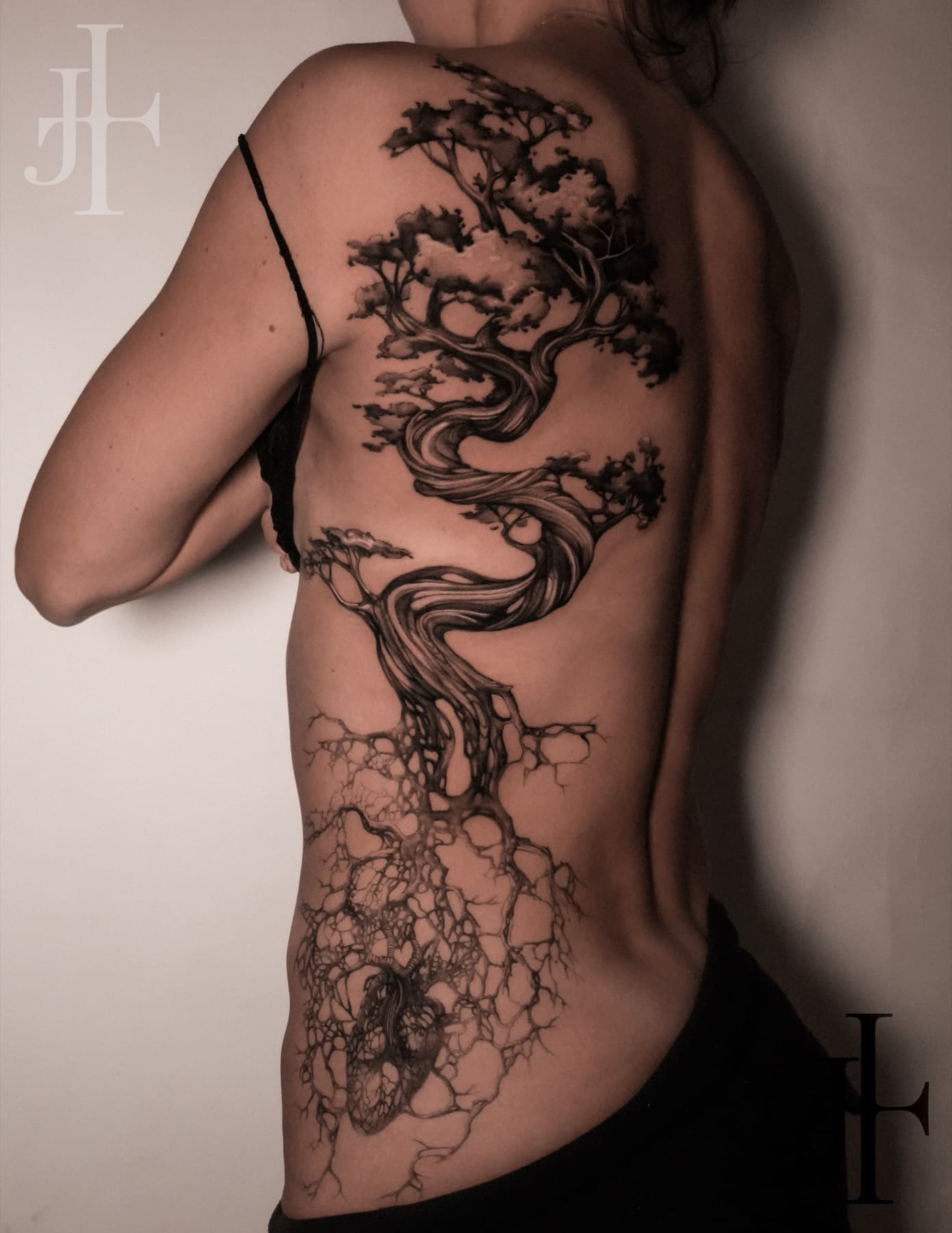 Black & grey bonsai tree back piece tattoo by Juli Liverinova