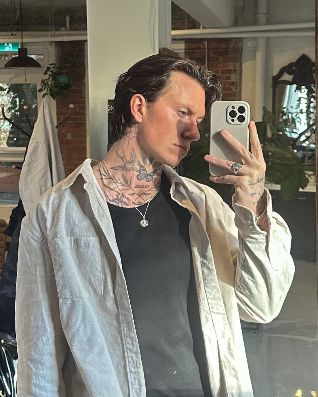 L I V I N #daily #life #tattooartist #vancouver #mindset #fashion