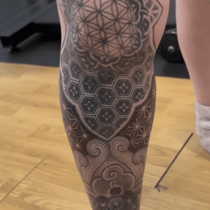Photographie issue du portfolio officiel de Eugene Perez, artiste présenté par Patayin Tattoo Co.