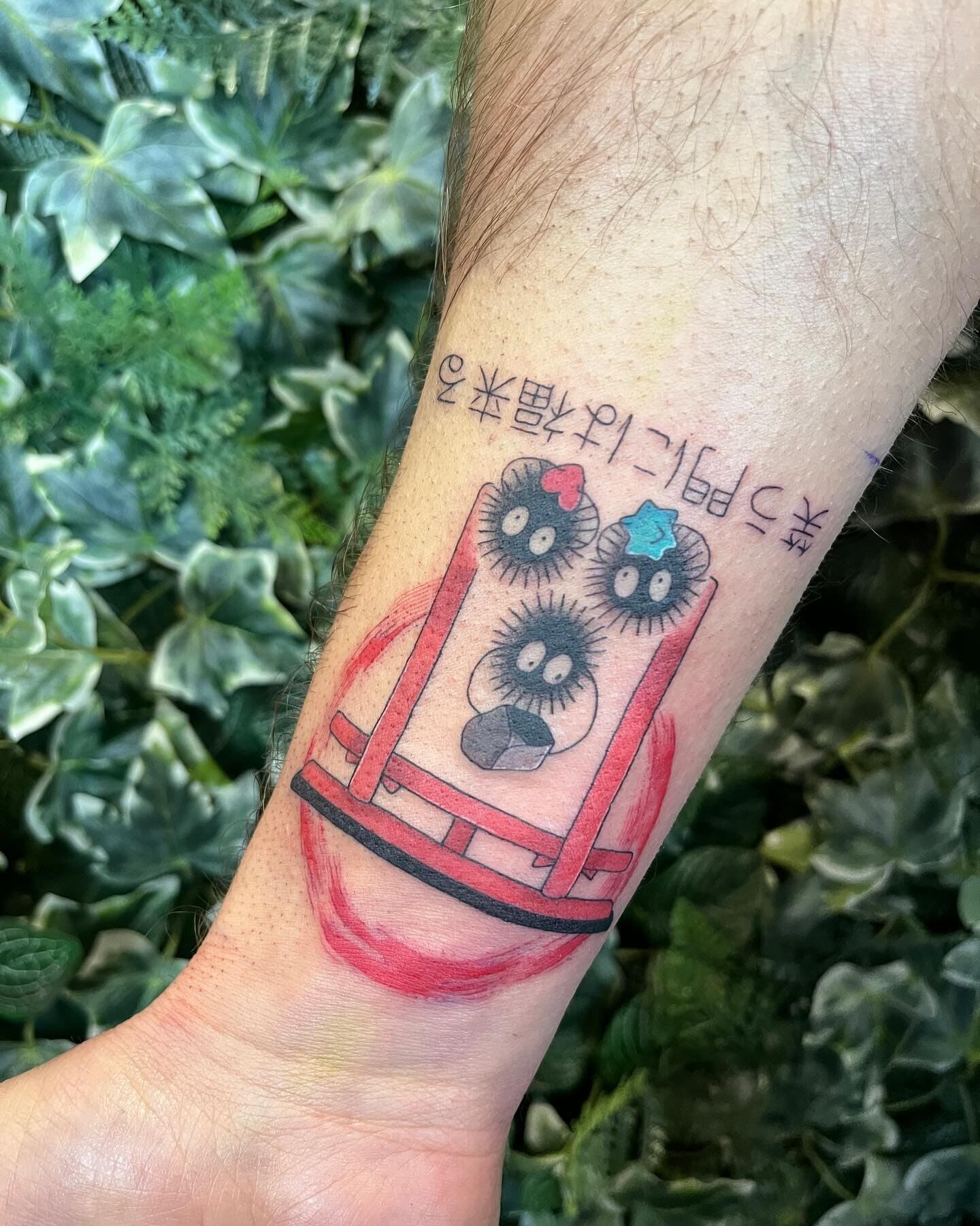 Some cute Ghibli pieces by Dea, @deabeantattoos! These were so much fun and she would love to do more Ghibli pieces.
Is anyone else getting excited for the new Ghibli movie? Dea saw it last month in theatres and loved it! 💖
#ghiblitattoo #ghiblit