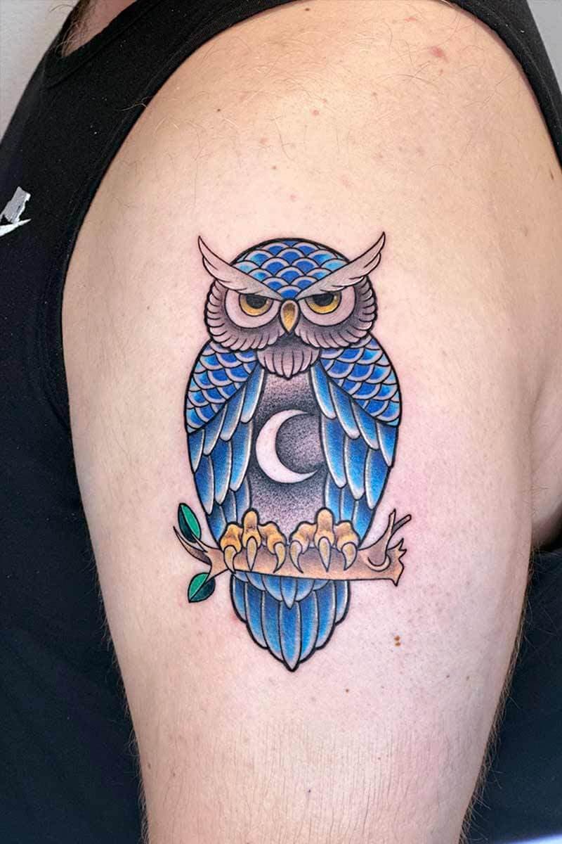 neotraditional-tattoo-blue-owl-moon