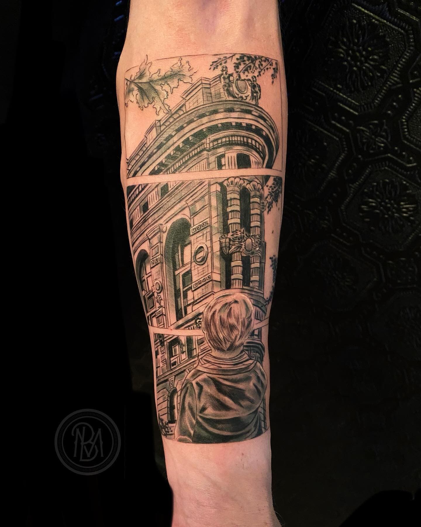 On the Avenue by @justice.kerry
.
.
.
.
.
#toronto
#2020 #tattoos2020 #ink #matchboxtattoo #market707 #toronto #torontotattooshops #queenstreetwest #parkdale #dufferin #torontotattoos #dundaswest #torontoinknews #kensingtonmarkettoronto #torontoart