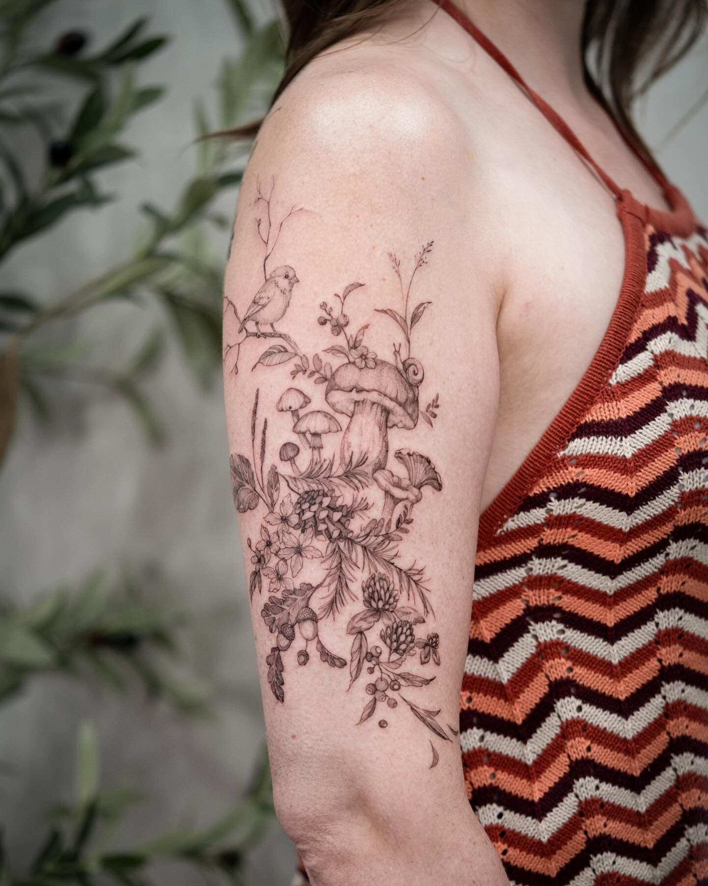 Freehand tattoo for my dear friend @lena_mulberg Love how it turned out!🖤 November books open! Click link in my bio to book or check FAQ 🌿