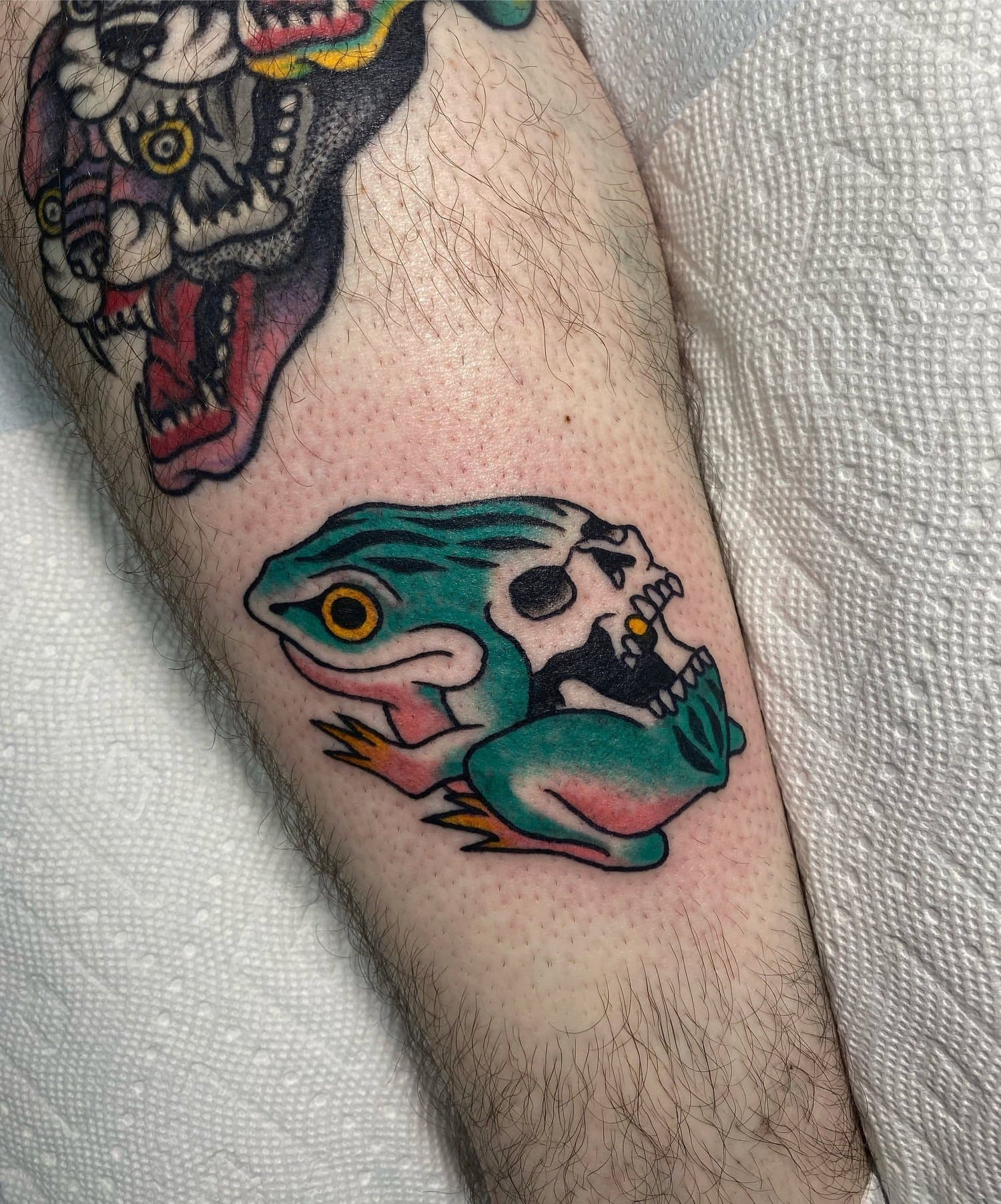 frog and skull tattoo