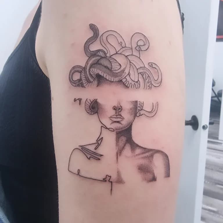 Laura Triana