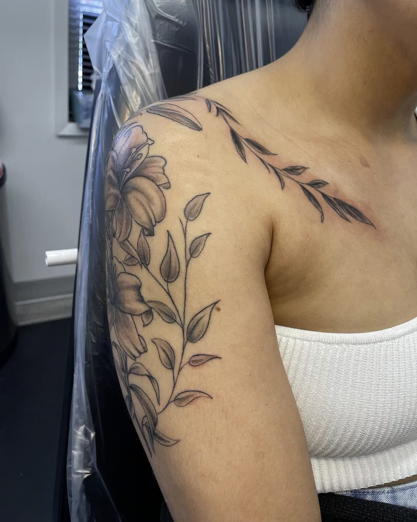 flowertattoo made by bear for a woman in white