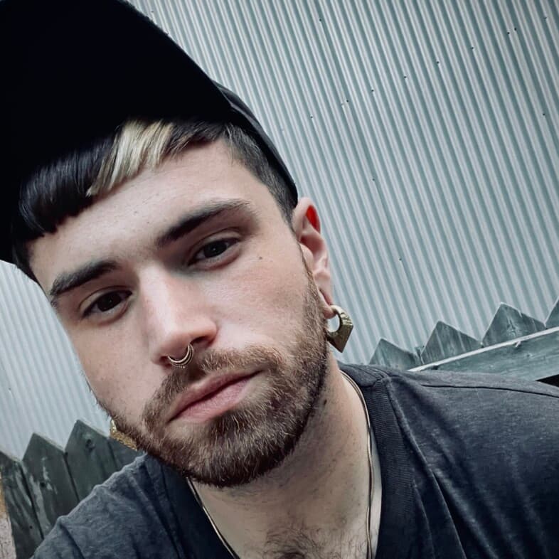 Adept Tattoos & Body Piercing Studio - Bedford