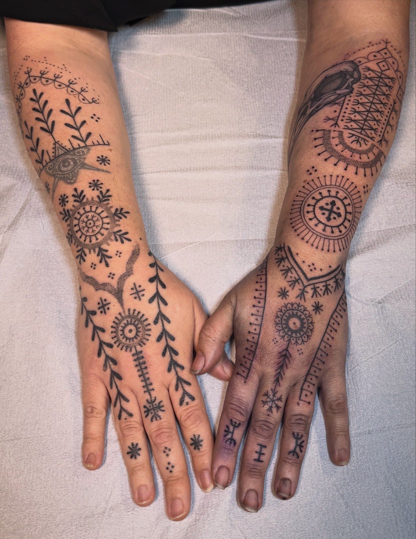 Photographie issue du portfolio officiel de Katrina Holmes, artiste présenté par The Electric Umbrella Tattoo Shop