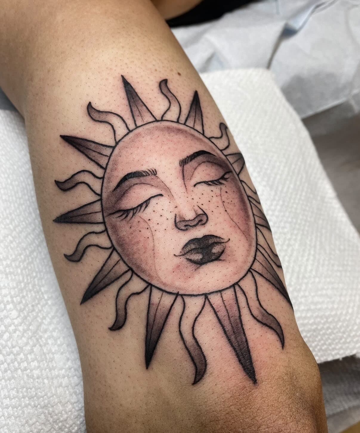Tatouage présenté dans le portfolio de Austyn — Neon Tiger Tattoo